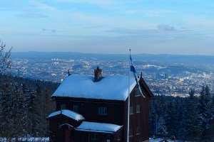 Skihütte am Frognerseteren oberhalb vom Holmenkollen