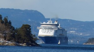 Die Colorline auf der Fahrt durch den Oslo-Fjord nach Kiel ....