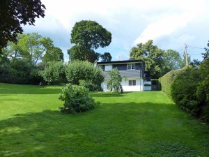 Ansicht vom unteren Ende des Gartens