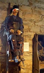 Rettungsstuhl um Verletzte aus dem Schacht zu bekommen.