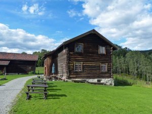 ... bei der Heddal-Stabkirche