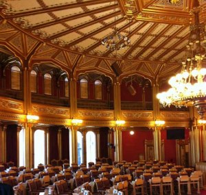 großer Sitzungssaal im Stortinget 2