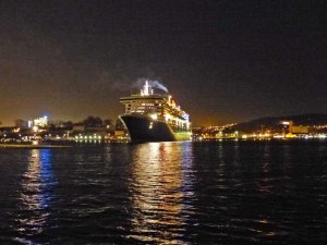 ... mit mehr als einer Std. Verspätung ...