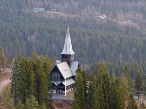 Holmenkollenkapelle von oben.