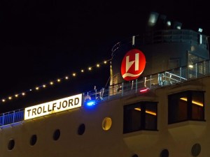 MS Trollfjord mit dem berühmten Logo