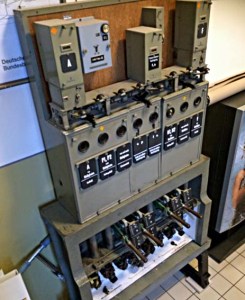 Stellwerkseinrichtung - als noch alles per Handarbeit abging