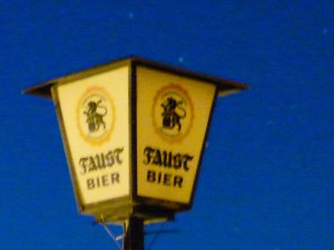 ... am alten Hotel Turmeck in Miltenberg Museumswert!