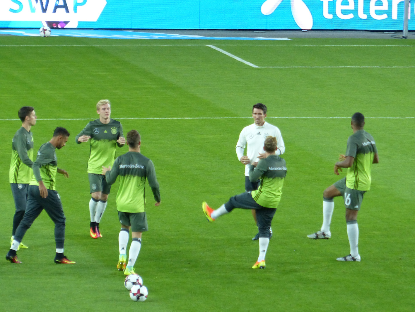 auch die Jungen Wilden müssen sich aufwärmen