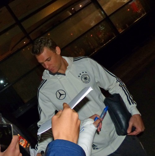 ... in Autogrammlaune!!!